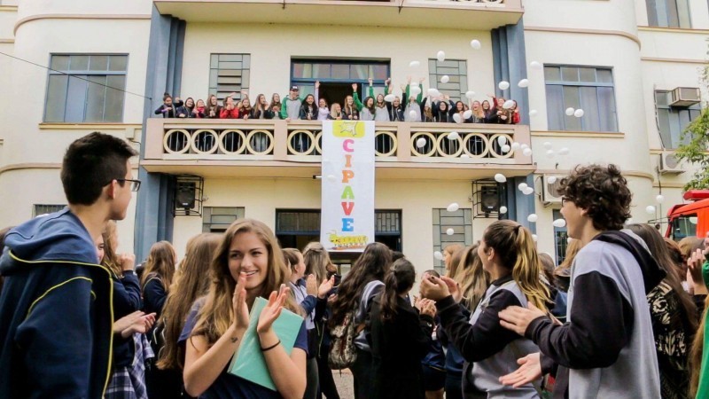 Violência nas escolas dez