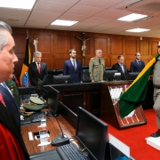 PORTO ALEGRE, RS, BRASIL, 06/02/2019 - O governador Eduardo Leite recebeu na tarde dessa quarta-feira(06) a medalha do Mérito Judiciário Militar durante sessão solene no Tribunal de Justiça Militar. Fotos: Felipe Dalla Valle / Palácio Piratini