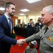 PORTO ALEGRE, RS, BRASIL, 06/02/2019 - O governador Eduardo Leite recebeu na tarde dessa quarta-feira(06) a medalha do Mérito Judiciário Militar durante sessão solene no Tribunal de Justiça Militar. Fotos: Felipe Dalla Valle / Palácio Piratini