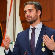 PORTO ALEGRE, RS, BRASIL, 06/02/2019 - O governador Eduardo Leite recebeu na tarde dessa quarta-feira(06) a medalha do Mérito Judiciário Militar durante sessão solene no Tribunal de Justiça Militar. Fotos: Felipe Dalla Valle / Palácio Piratini