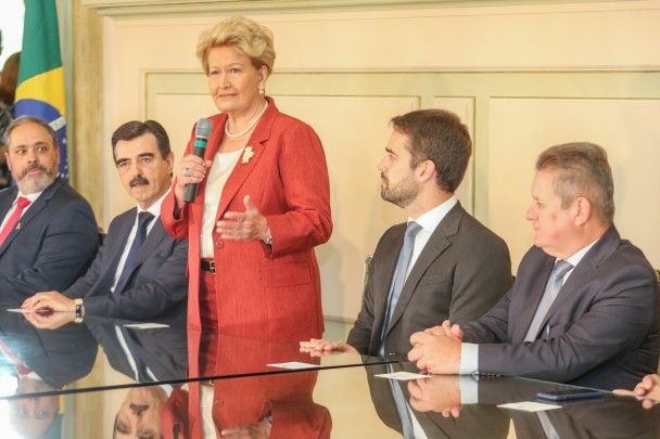 PORTO ALEGRE, RS, BRASIL, 07/03/2019 - Governador Eduardo Leite participou na manhã dessa quinta-feira (07), da cerimônia de posse da secretária de Relações Federativas e Internacionais, Ana Amélia Lemos. Fotos: Felipe Dalla Valle/Palácio Piratini