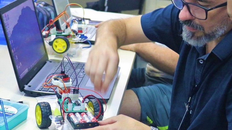 Rob&oacute;tica aulas capacita