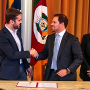 Com o termo assinado por Leite, Uebel e Gastal, governo avança mais uma etapa para o RS Digital, ainda em elaboração