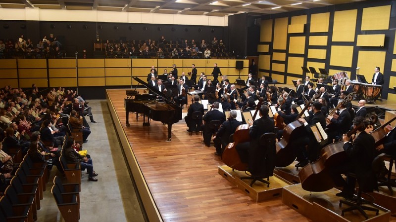 Opsa série Pablo Komlós crédito Maí Yandara