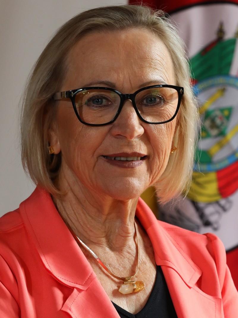 Arita Bergmann, secretária da Saúde