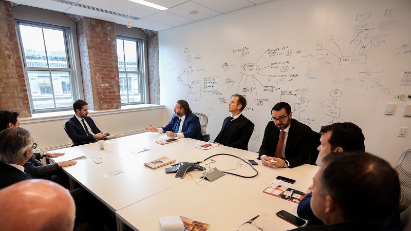 NOVA YORK, NY, ESTADOS UNIDOS, 13/05/2019 - Em agenda oficial nos Estados Unidos, o governador Eduardo Leite participou, na manhã desta segunda-feira (13/5), de uma reunião com o CEO da Dal Pozzo Advogados, Augusto Dal Pozzo. Fotos: Rodger Timm/Palácio Pi