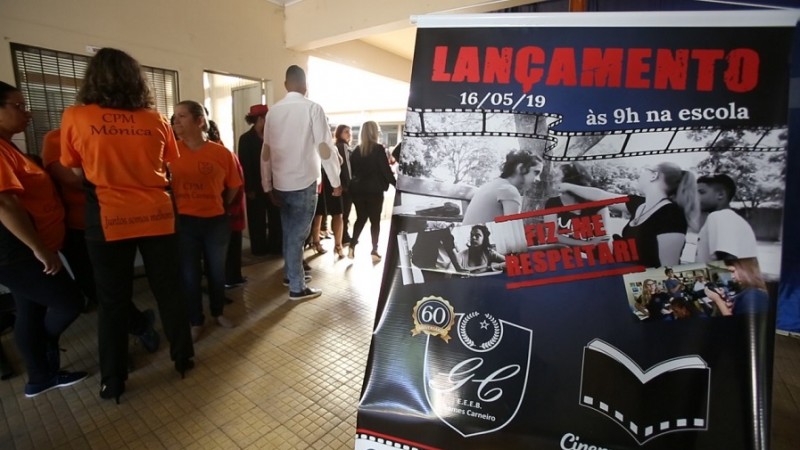 Documentário escola