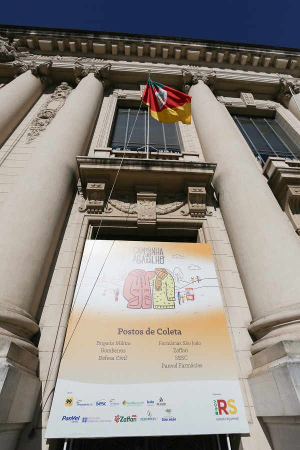 PORTO ALEGRE, RS, BRASIL, 06/07/2019 -O Palácio Piratini abriu as portas neste sábado (6/7), das 10h às 16h, para receber as doações à Campanha do Agasalho 2019. Foto: Felipe Dalla Valle/Palácio Piratini