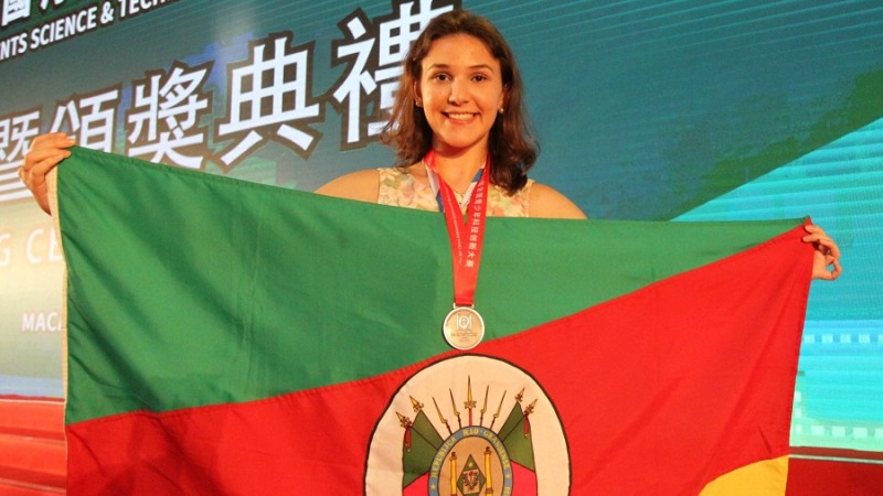 Giovana Mantovani bronze 1