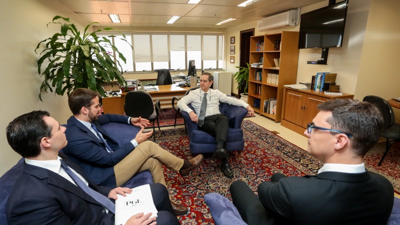 PORTO ALEGRE, RS, BRASIL, 01/10/2019 - Em reunião no Tribunal Regional Federal da 4º Região (TRF4), na tarde desta terça-feira (1/10), o governador Eduardo Leite e o procurador-geral do Estado, Eduardo Cunha da Costa, apresentaram os argumentos que levara