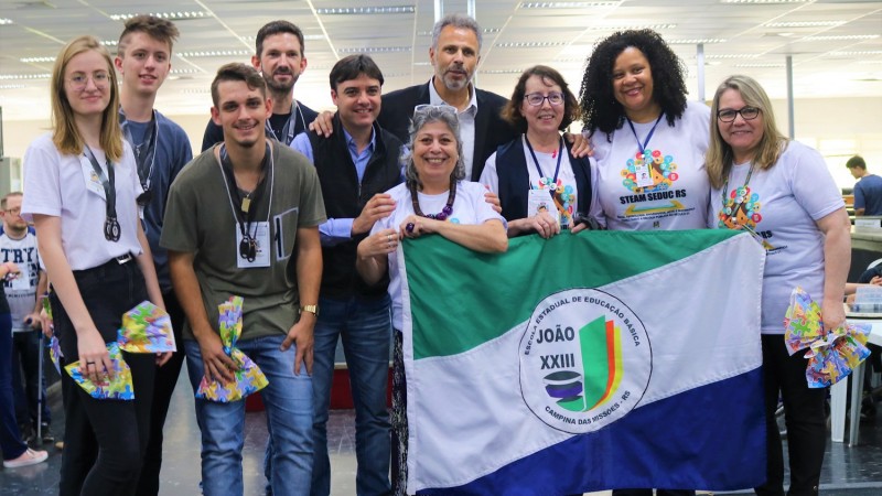 estudantes da escola joão XXIII, premiados duas vezes