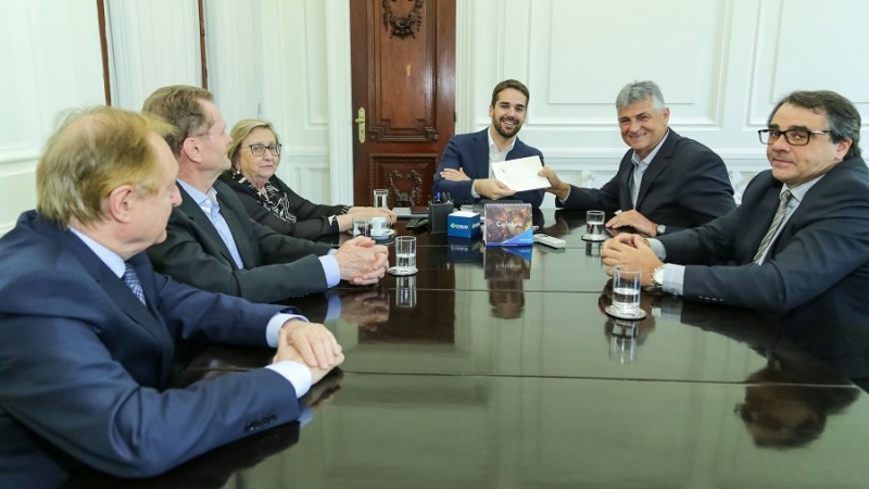 PORTO ALEGRE, RS, BRASIL, 03/12/2019 - Governador em reunião com a deputada Zilá Breitenbach e empresa Dália Alimentos. Fotos: Gustavo Mansur/ Palácio Piratini