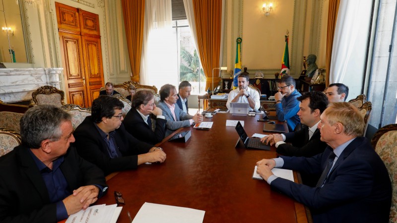 PORTO ALEGRE, RS, BRASIL, 27/2/2020.  Governador Eduardo Leite durante reunião ordinária do Conselho Gestor do Programa de Concessões e Parcerias Público-Privadas (CGEPPP/RS), na manhã desta quinta-feira (27/2/2020).
FOTO: Itamar Aguiar/Palácio Piratini.