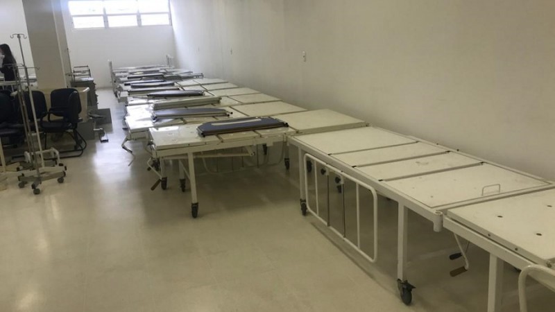 Leitos hospital Santa Maria