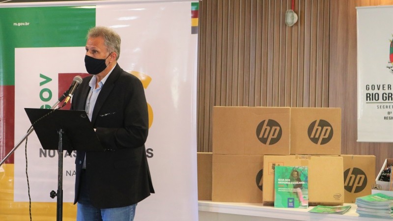 Entrega Programa Educa&ccedil;&atilde;o Ga&uacute;cha Conectada