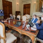 Governador Leite, vice Ranolfo, secretário Luís Lamb e secretária Tânia Moreira na reunião com integrantes da Famurs