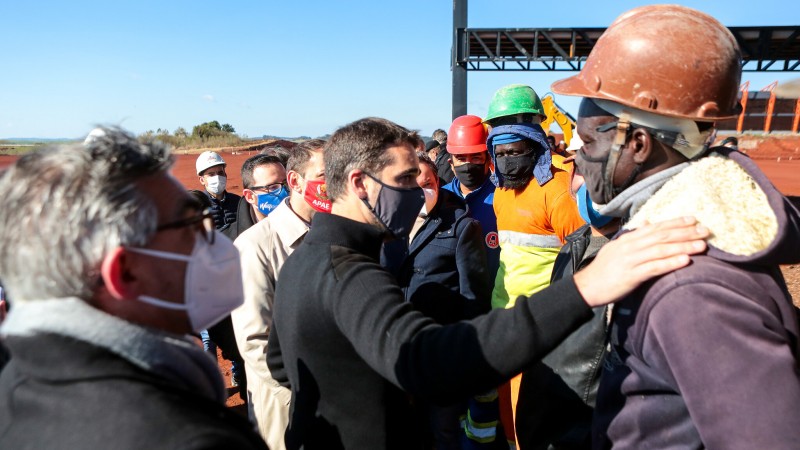 Leite visita aeroporto Lauro Kortz 1