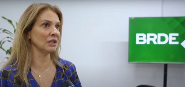 Leany Lemos diretora presidente BRDE 9