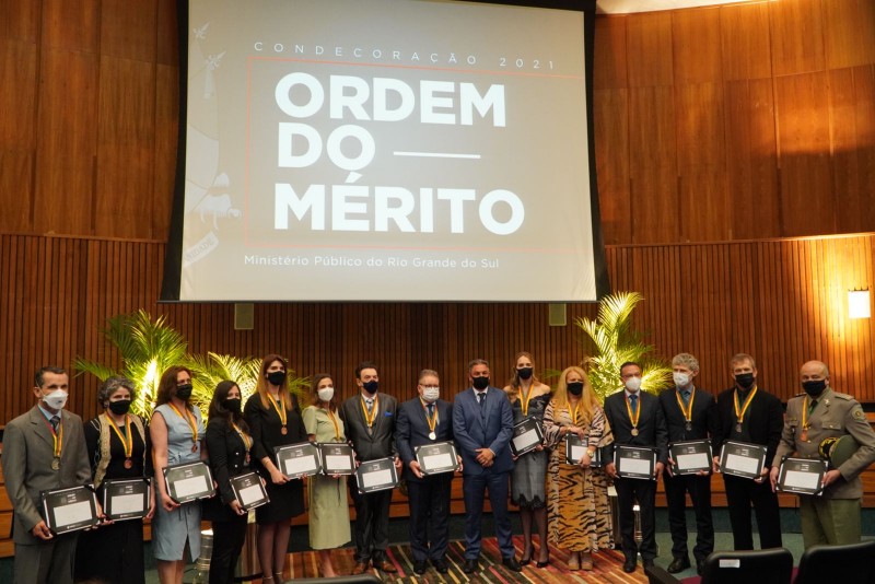 Homenagem MP2