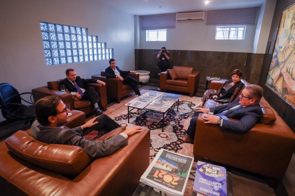 52000325179 df9dd0989a k