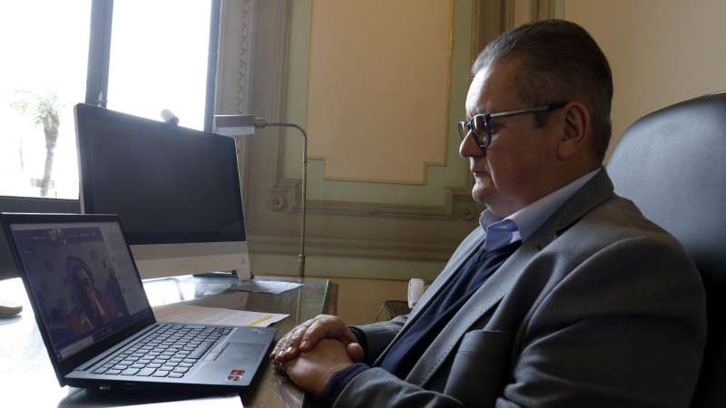 52062944687 a6fd0f09d3 k