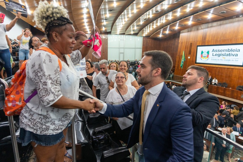 Leite encontra merendeiras abertura do ano legislativo