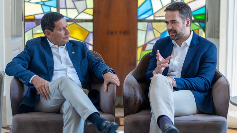 Leite recebe senador Mourão
