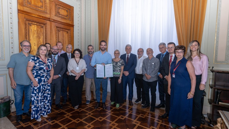 contrato obras do Teatro Italiano do Multipalco Eva Sopher