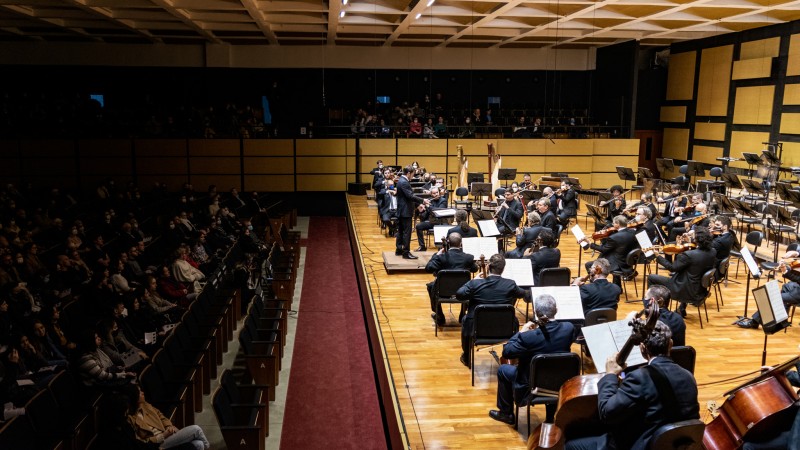 Para evento de abertura, foram escolhidos compositores que inseriram tradição popular na música de concerto