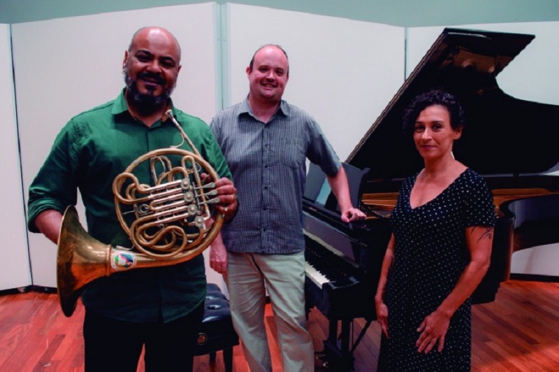 Na segunda parte da apresentação, o Trio Tri executa peças de Schubert e de Osvaldo Lacerda