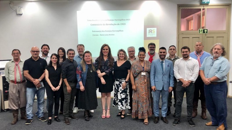 A reunião desta terça foi a segunda do grupo, que é responsável pelo planejamento e execução dos Festejos Farroupilhas