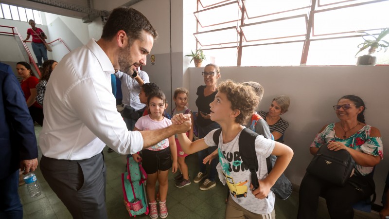 leite visita escola são leopoldo pedro schneider