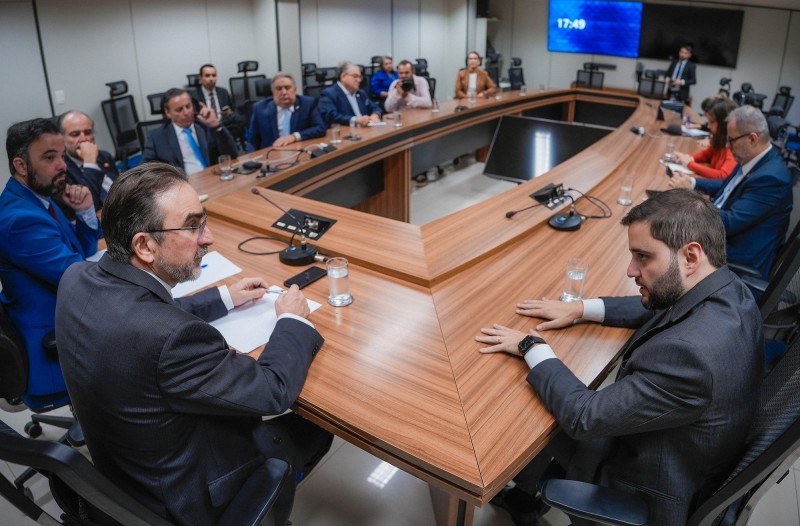 Em conversa com Bernard Appy, Gabriel reafirmou a importância da simplificação tributária para ampliar a competitividade do país