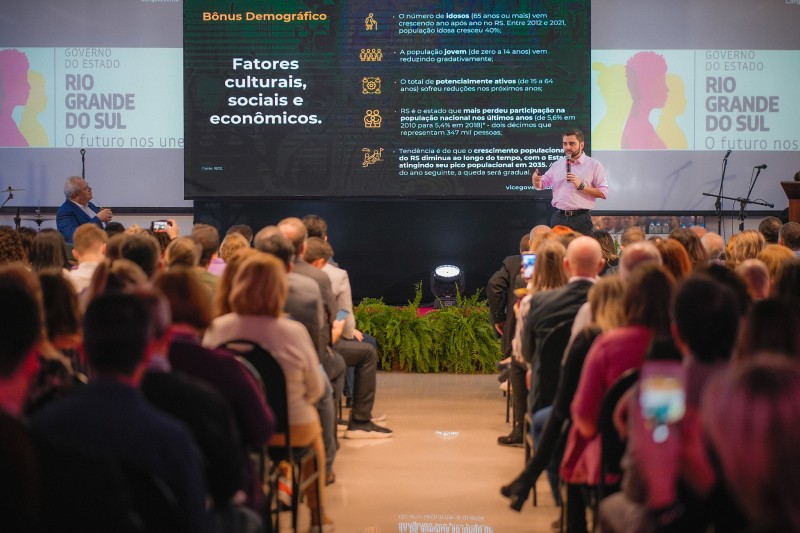 Covatti e Gabriel na confetur 2023