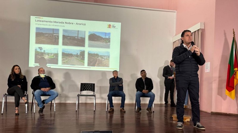 peruchin Governo do Estado regulariza área após mais de 20 anos em Araricá