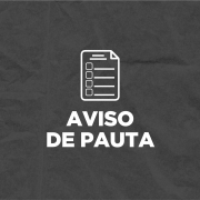 Card em fundo cinza escuro, no qual está escrito Aviso de Pauta ao centro, logo abaixo de um ícone de uma folha de papel com sequência de quadrados e linhas representando uma agenda. No canto inferior direito está a logomarca utilizada pela gestão 2023-2026 do governo do Rio Grande do Sul.