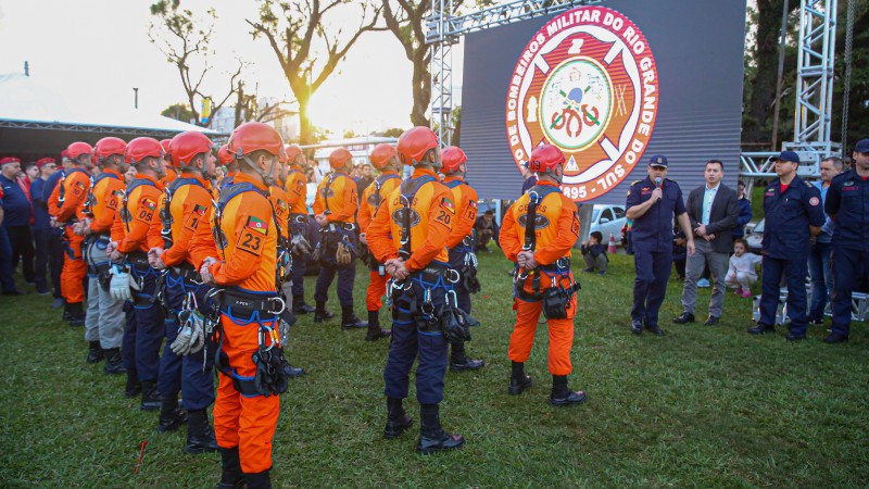 Dina Nacional Bombeiro Militar