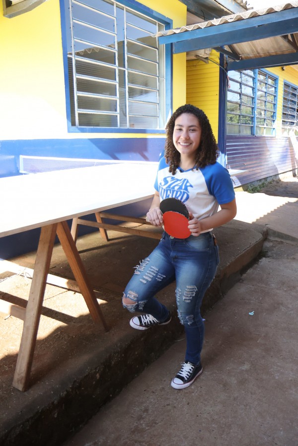 Taiele de Azevedo escola Caraá