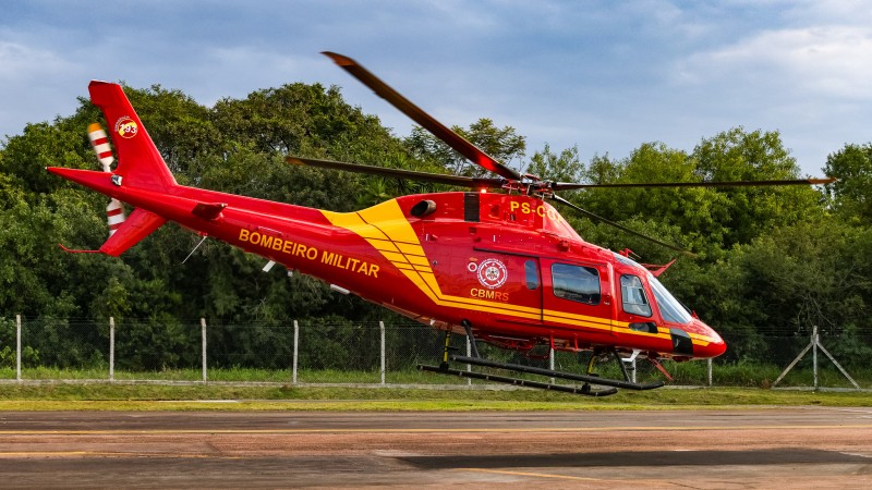 helicóptero bombeiros mansur