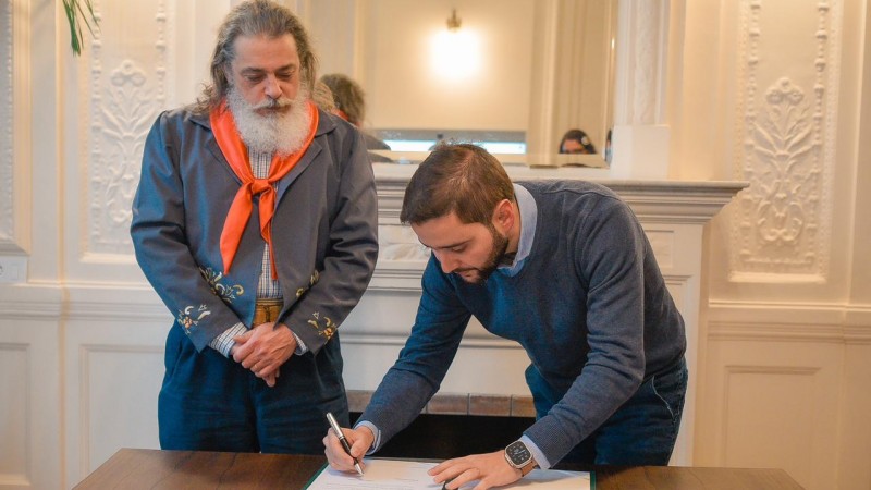 Sancionada a lei símbolos oficiais