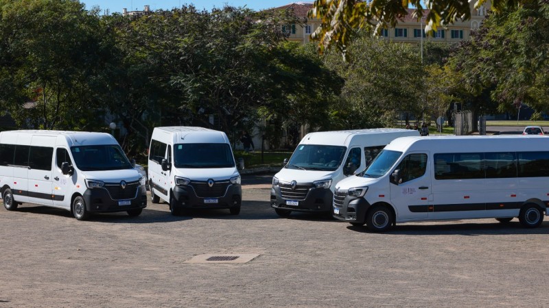 Novas vans SES