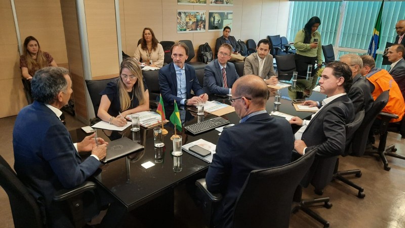 Comitiva estadual em Brasília reunião com MIDR