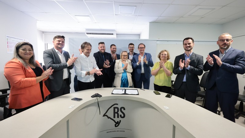Assinatura ampliação hemodiálise Hospital de Frederico Westphalen