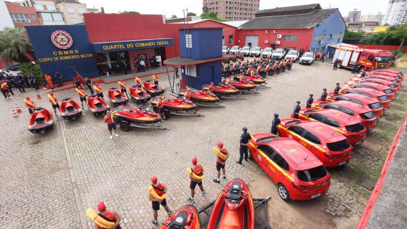 Entrega de viaturas Bombeiros e IGP dez 2023