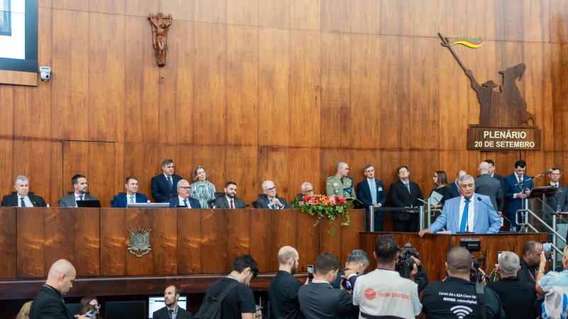 Governador participa de posse da nova Mesa Diretora da Assembleia Legislativa   jan24