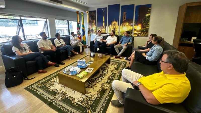 Reunião sobre argentinos encontrados em situação análoga à escravidão