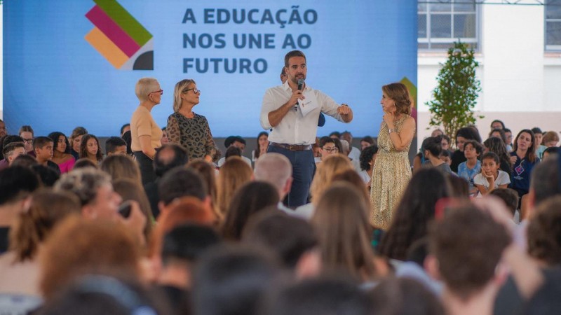 Governador e secretárias na inauguração das obras do IE fev24