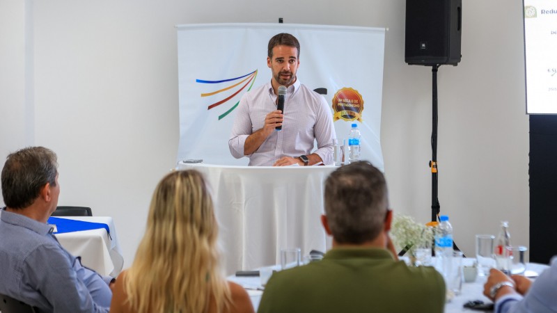 Leite palestra Acic Carazinho 2
