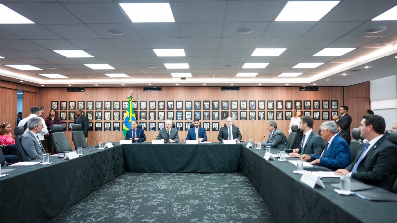 Governadores do Cosud apresentam propostas legislativas