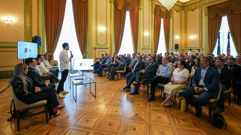 27 03 2024 Governador recebe entidades no Palácio Piratini para falar sobre decretos